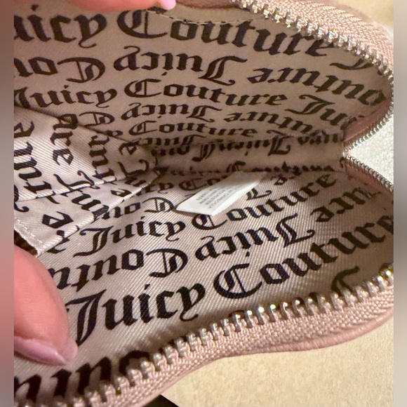 Juicy Couture Pink Velour Bejeweled Heart Coin Case Wristlet NWT - Picture 3 of 4